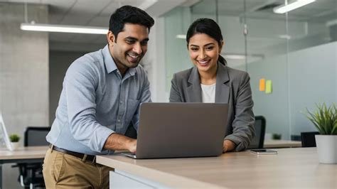 8 घंटे की शिफ्ट में हर घंटे 'माइक्रो-ब्रेक' (Micro-break) लेने के वैज्ञानिक फायदे