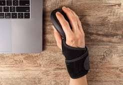 कीबोर्ड और माउस का सही अलाइनमेंट ताकि कार्पल टनल (Carpal Tunnel) से बचा जा सके