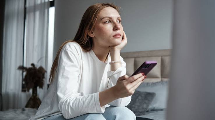 डिजिटल डिटॉक्स (Digital Detox) का आंखों और गर्दन की मांसपेशियों पर फायदा