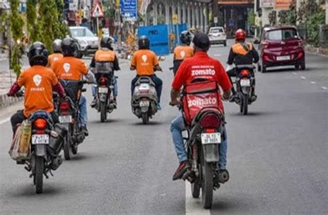 डिलीवरी बॉयज के लिए बाइक चलाते समय सही शॉक एब्जॉर्प्शन और पोश्चर