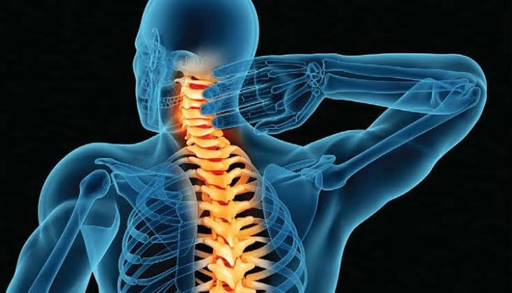 डेंटिस्ट्स के लिए क्लिनिकल एर्गोनॉमिक्स: गर्दन और कंधे के दर्द (RSI) से बचाव