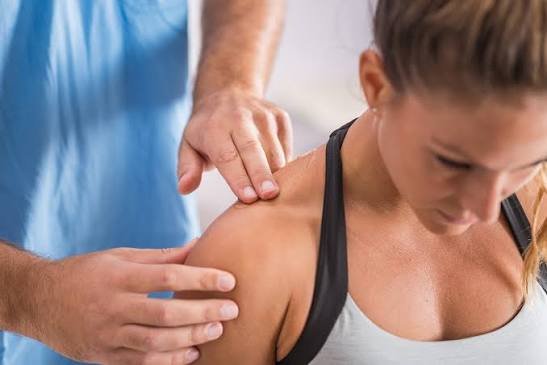 शोल्डर इम्पिंगमेंट (Shoulder Impingement) का कंजर्वेटिव मैनेजमेंट