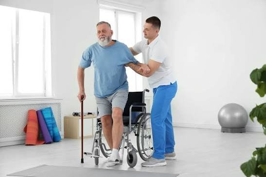 स्ट्रोक (Paralysis) के बाद न्यूरोप्लास्टिसिटी और मोटर री-लर्निंग प्रोग्राम
