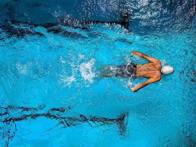 स्विमिंग (Swimming) के दौरान कंधे की चोट (Swimmer's Shoulder) का रिहैब