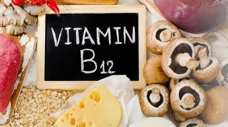 नसों की मजबूती (Nerve Health) और सुन्नपन दूर करने के लिए विटामिन B12 से भरपूर खाद्य पदार्थ