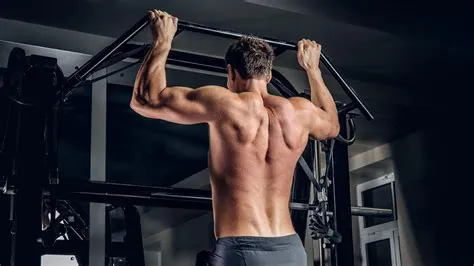 पुल-अप्स (Pull-ups) करने का सही तरीका और बिगिनर्स के लिए स्टेप-बाय-स्टेप गाइड