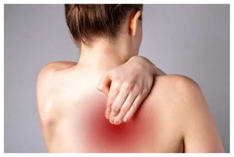 बर्साइटिस (Bursitis) क्या है? कंधे और कूल्हे की सूजन का क्लिनिकल इलाज