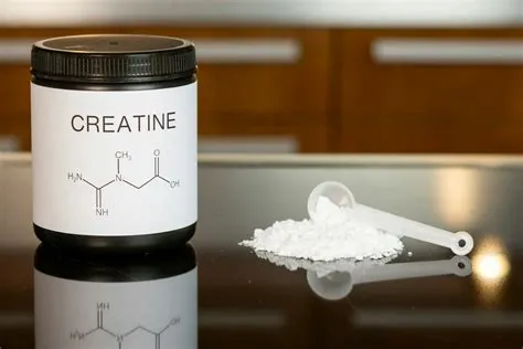 क्रिएटिन (Creatine) सप्लीमेंट के फायदे, नुकसान और इसे लेने का सही तरीका
