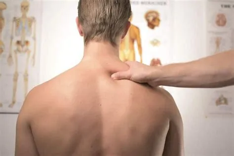 पॉलीमायल्गिया रुमेटिका (Polymyalgia Rheumatica - कंधों और कूल्हों में दर्द)