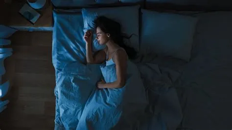 सोमनीलोक्वी (Somniloquy - नींद में बोलना)